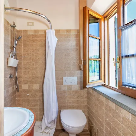 Il Giardino Dei Poeti And B&B 2*